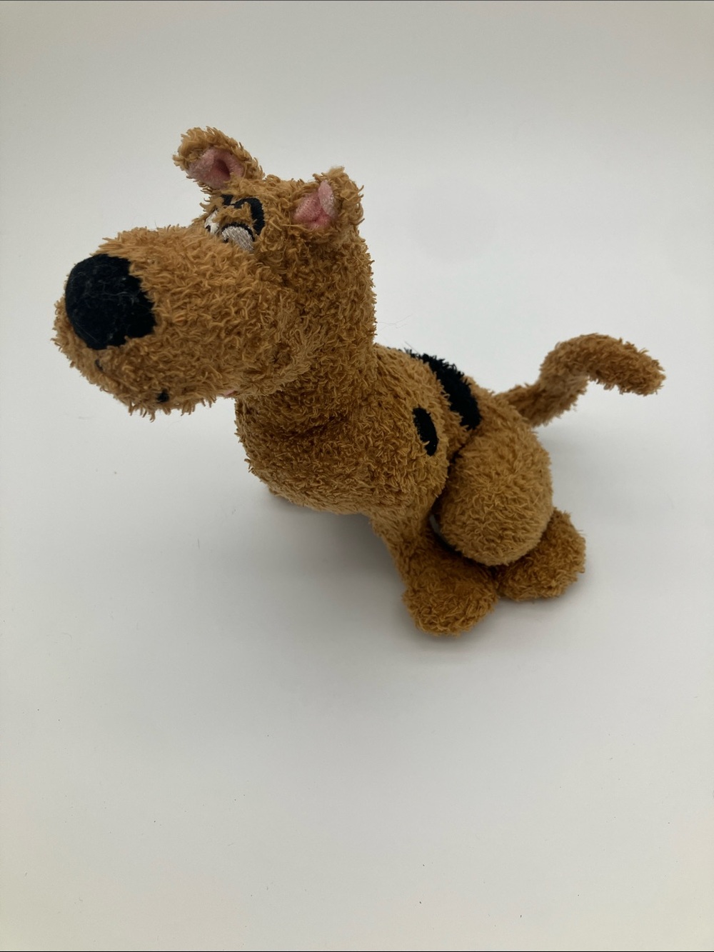Vintage 2003 Scooby Doo Hanna Barbera Shaggy Fur Plush Beanie Stuffed Toy